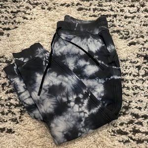 Womens lululemon joggers
